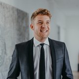 Sebastian Rath, Unabhängiger Versicherungsmakler